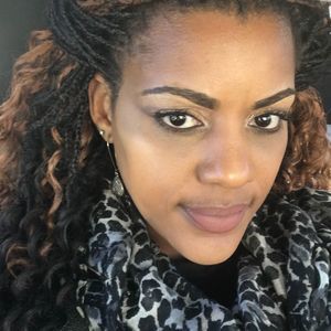 Meet your Posher, Carolyn